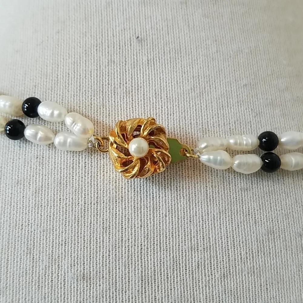 Twisting Seed Pearl Necklace and Bracelet - Picture 4 of 5